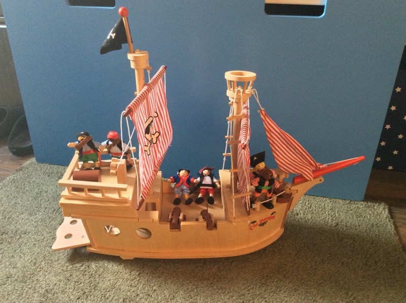 tidlo pirate ship